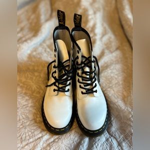 Selling because I have only worn them once, willing to negotiate price